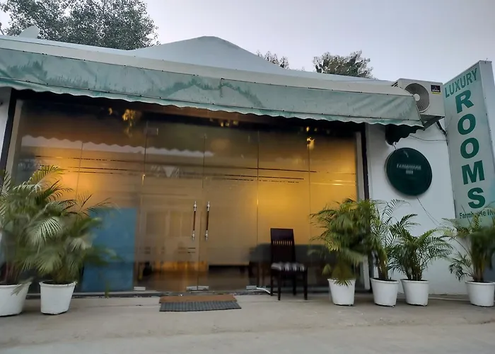 Hotel 21 Milestone Nh8 By Farmhouse Inn Near Igi Airport Delhi